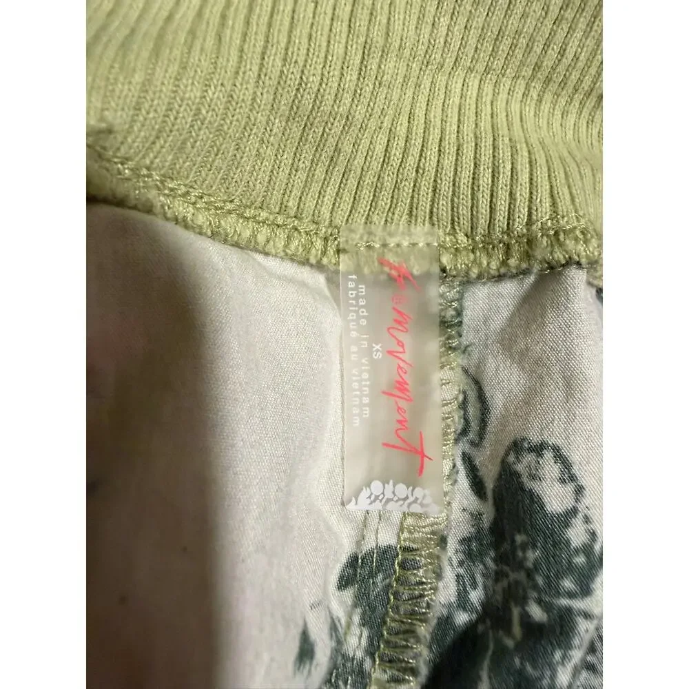 Free People FP Movement Mesmerize Floral Cargo Pants Size XS